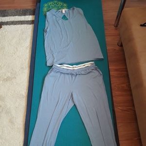 🌷Victoria's Secret Pajama set